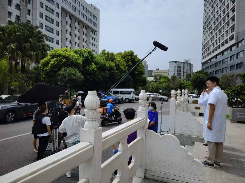 南华县广告片拍摄公司低成本实现高规格制作的诀窍